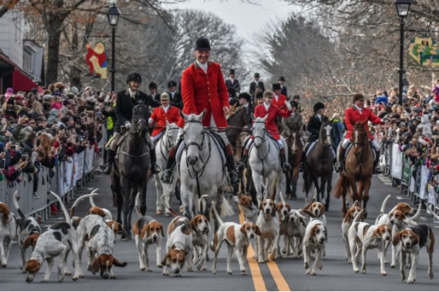 The Middleburg Christmas Parade. PHOTO: JOHN ELLINGSON